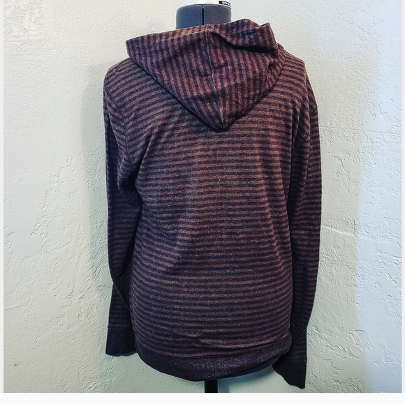 On The Byas Hoodie - Picture 3 of 5